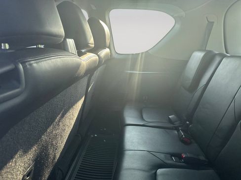 Used 2024 Nissan Armada Platinum w/ Cargo Package RWD image 6
