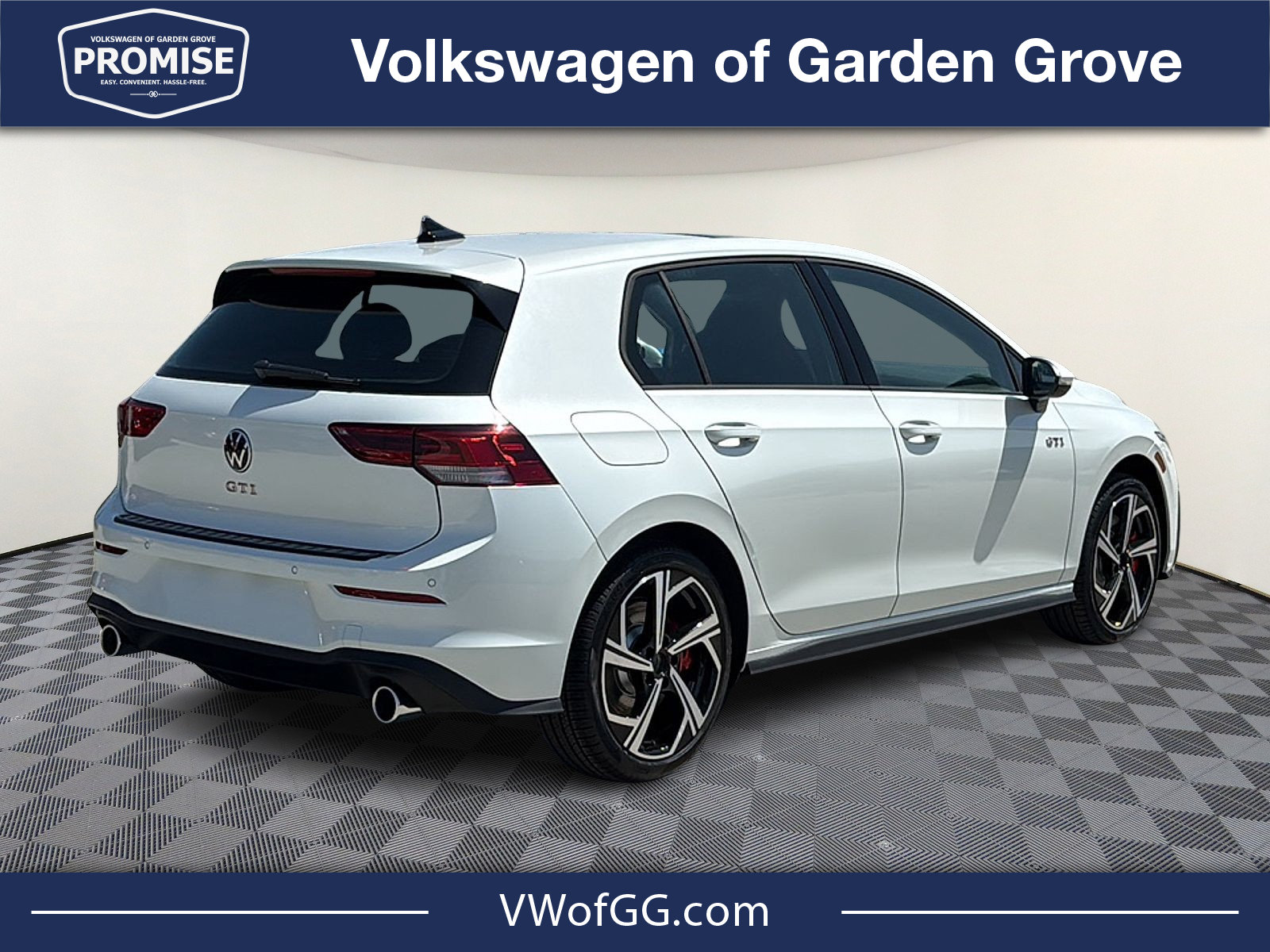 New 2026 Volkswagen GTI SE FWD image 8