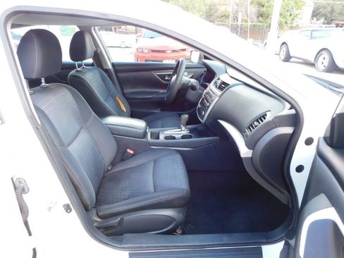 Used 2017 Nissan Altima 2.5 image 35