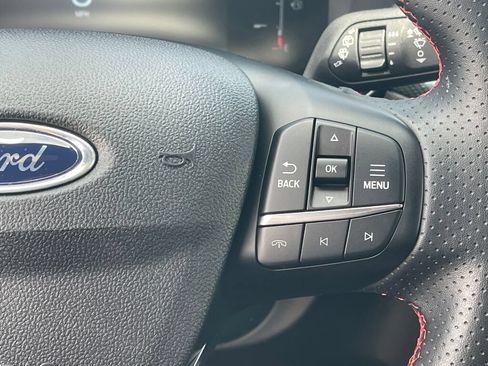 Used 2025 Ford Escape ST-Line FWD image 17