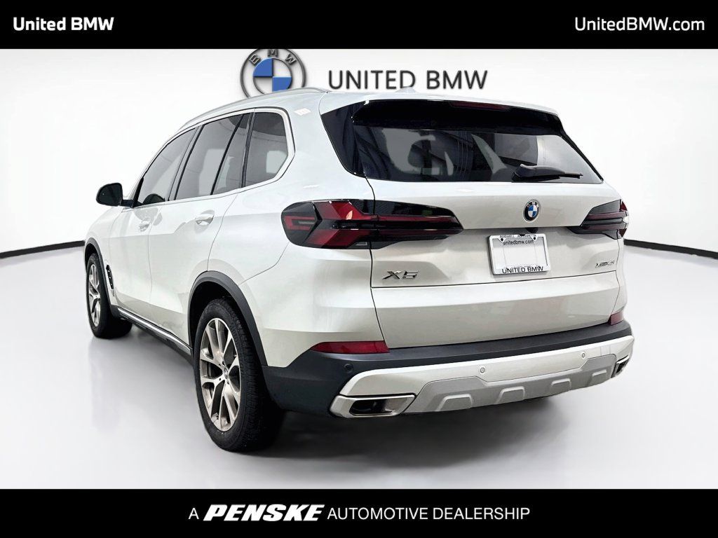 Certified 2024 BMW X5 xDrive40i w/ Premium Package AWD/4WD image 7