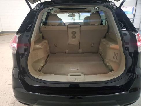 Used 2015 Nissan Rogue SL w/ SL Premium Package image 25