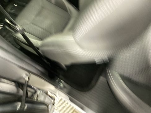 Used 2020 Subaru Forester Premium image 41