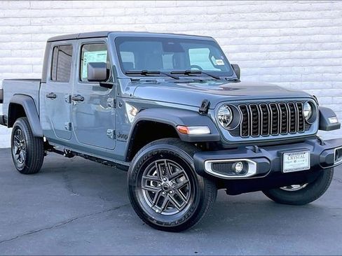 New 2026 Jeep Gladiator Sport image 14