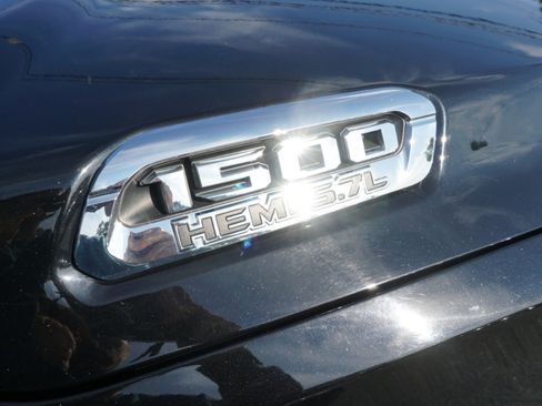 Used 2019 RAM 1500 Laramie image 6