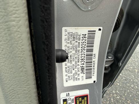 Used 2007 Honda Civic Hybrid Sedan image 47