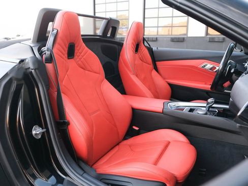 Used 2019 BMW Z4 sDrive30i image 36