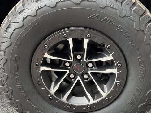 Used 2024 Jeep Wrangler Unlimited Rubicon AWD/4WD image 9