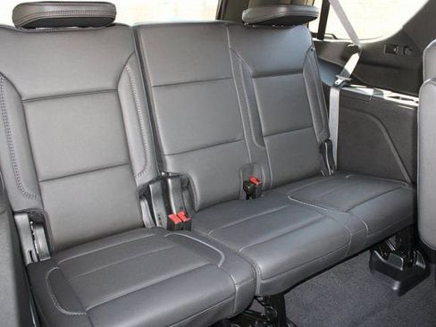 Used 2023 GMC Yukon Denali w/ Denali Reserve Package image 20