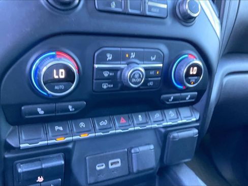 Used 2021 Chevrolet Silverado 1500 LT Trail Boss w/ Convenience Package II image 34