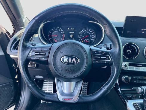 Used 2022 Kia Stinger GT1 RWD image 11