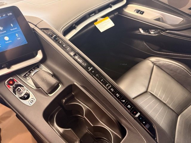 Used 2024 Chevrolet Corvette Stingray Preferred Cpe w/ 2LT RWD image 16