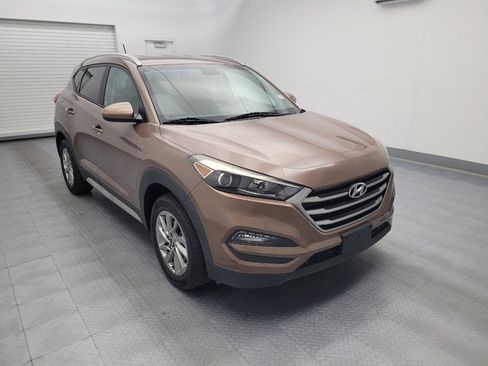 Used 2017 Hyundai Tucson SE w/ SE Popular Package 02 AWD/4WD image 13