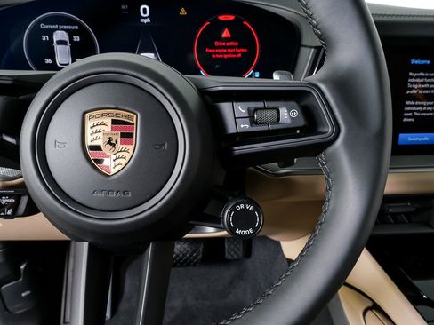 New 2026 Porsche Cayenne image 11