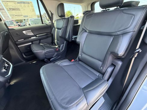 New 2026 Ford Expedition Platinum w/ Driver's Package AWD/4WD image 15