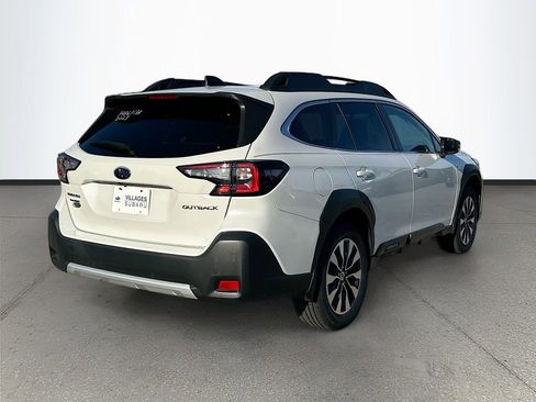Used 2023 Subaru Outback Limited image 7