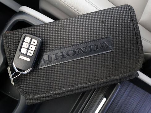 Used 2019 Honda Odyssey EX-L image 28