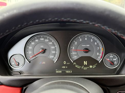 Used 2020 BMW M4 Coupe w/ Competition Package image 15