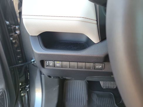 New 2025 Toyota RAV4 XLE Premium image 32