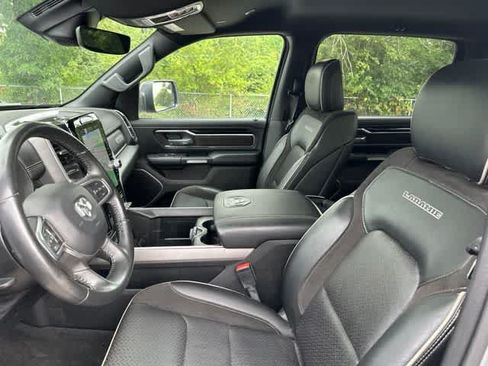 Used 2022 RAM 1500 Laramie w/ Sport Appearance Package AWD/4WD image 5