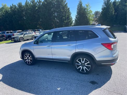 Used 2020 Honda Pilot Elite image 3