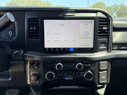 Used 2025 Ford F250 Lariat AWD/4WD image 15