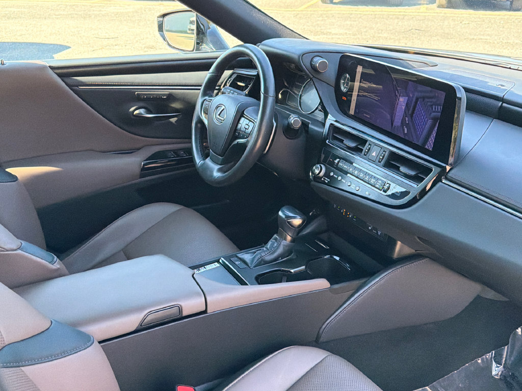 Used 2023 Lexus ES 250 w/ Premium Package AWD/4WD image 13