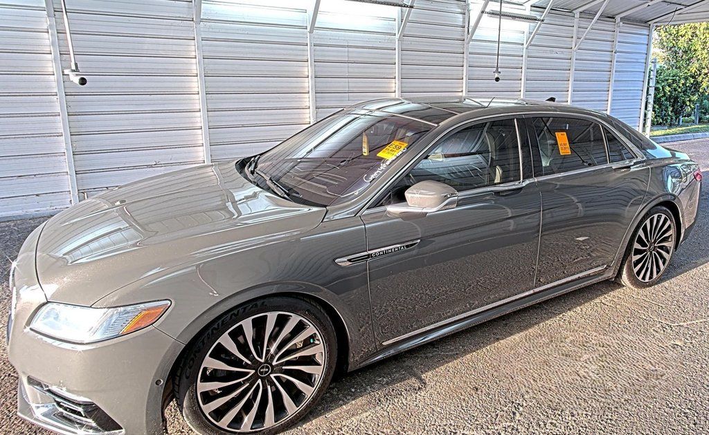 Used 2019 Lincoln Continental Black Label FWD image 2
