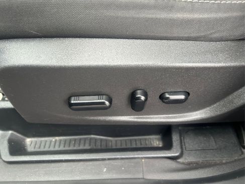 Used 2019 Ford Escape SE AWD/4WD image 36