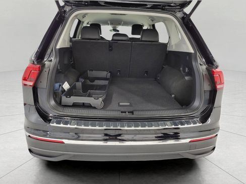 Used 2024 Volkswagen Tiguan Wolfsburg Edition image 15