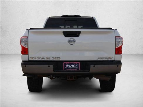 Used 2017 Nissan Titan PRO-4X w/ Pro-4x Convenience Package AWD/4WD image 6