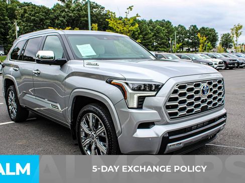 Used 2024 Toyota Sequoia Capstone image 4