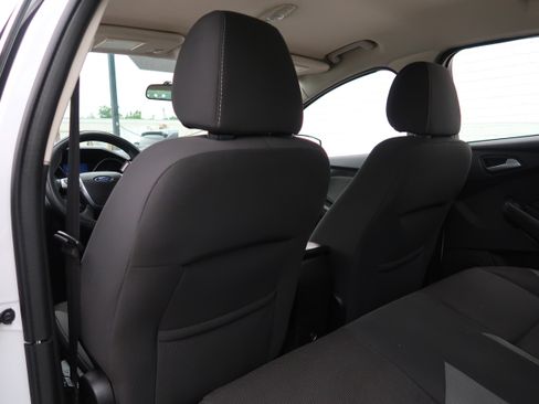 Used 2013 Ford Focus SE FWD image 26