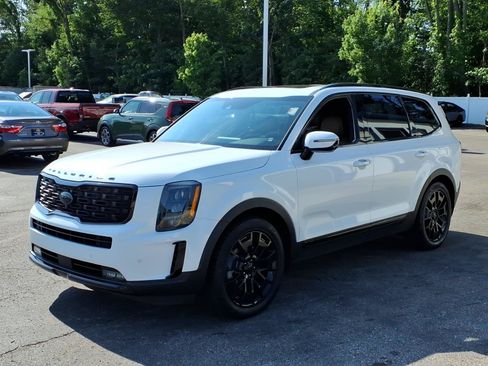 Used 2021 Kia Telluride SX w/ Nightfall Edition Package AWD/4WD image 3