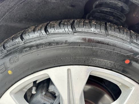 Used 2016 Cadillac SRX Performance w/ Driver Awareness Package image 19