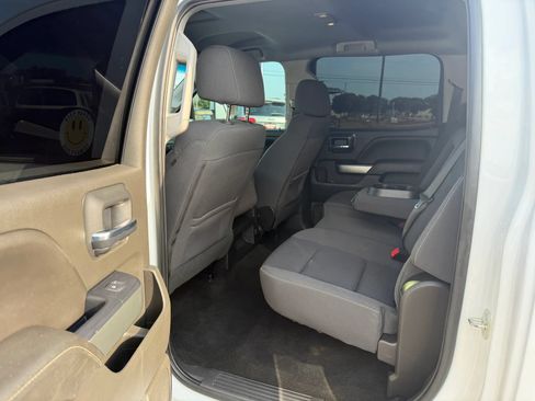 Used 2018 Chevrolet Silverado 1500 LT w/ Texas Edition RWD image 7