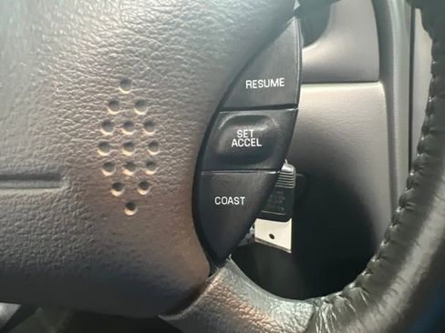 Used 2004 Ford Mustang Cobra image 11