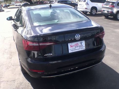 Used 2021 Volkswagen Jetta S image 7
