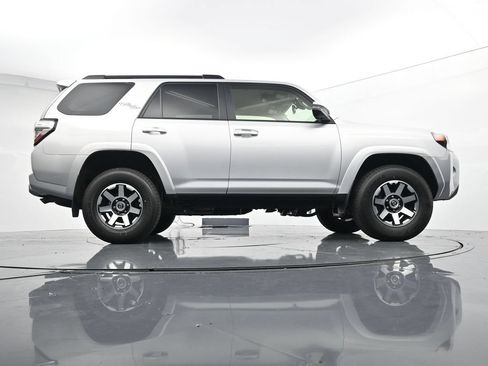 Used 2023 Toyota 4Runner TRD Off-Road Premium AWD/4WD image 38