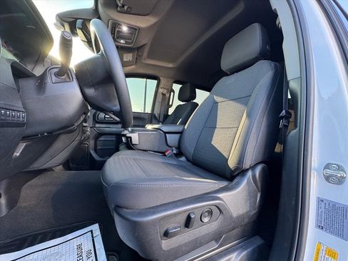 Used 2025 Chevrolet Silverado 2500 Custom w/ Custom Value Package image 14