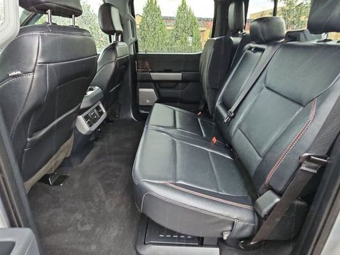 Used 2023 Ford F350 Lariat image 18
