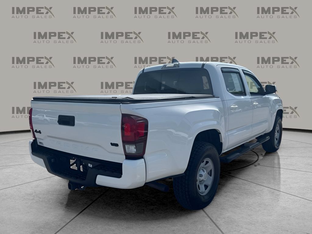 Used 2022 Toyota Tacoma SR AWD/4WD image 5