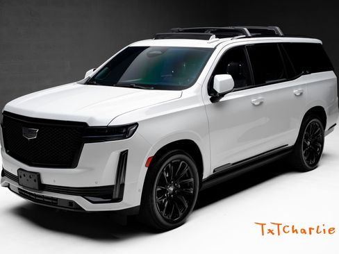 Used 2023 Cadillac Escalade Sport Platinum w/ LPO, ONYX Package AWD/4WD image 1