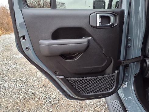 New 2026 Jeep Gladiator Sport image 23