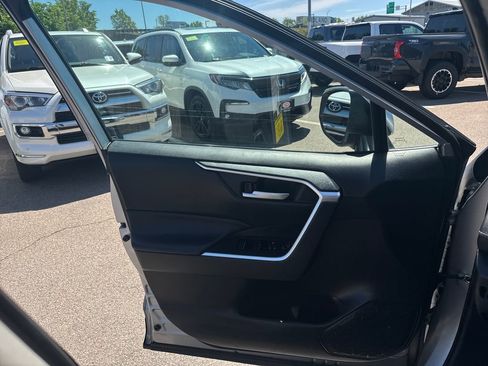 Used 2025 Toyota RAV4 XLE w/ Weather Package AWD/4WD image 33