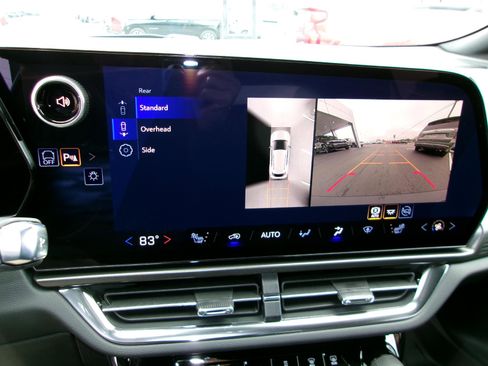 New 2026 Chevrolet Equinox EV LT image 24