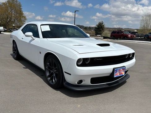 Certified 2023 Dodge Challenger R/T Scat Pack w/ Plus Package RWD image 9