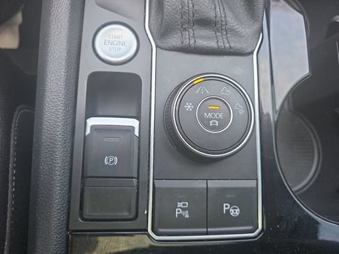 Used 2021 Volkswagen Atlas SEL Premium AWD/4WD image 20