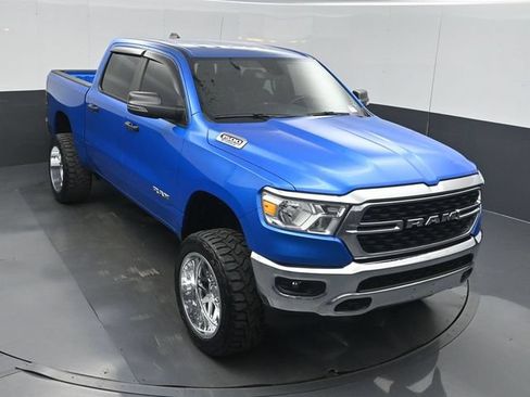 Used 2024 RAM 1500 Big Horn AWD/4WD image 40