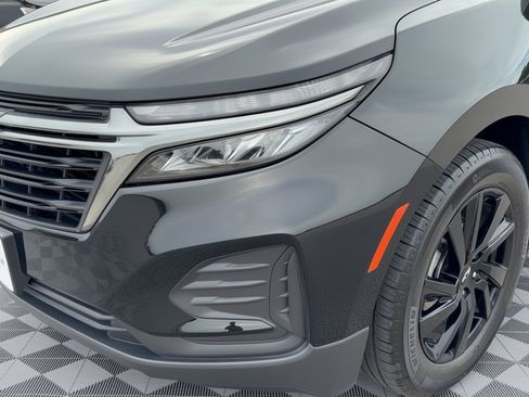 Used 2024 Chevrolet Equinox LS w/ Midnight Edition FWD image 12